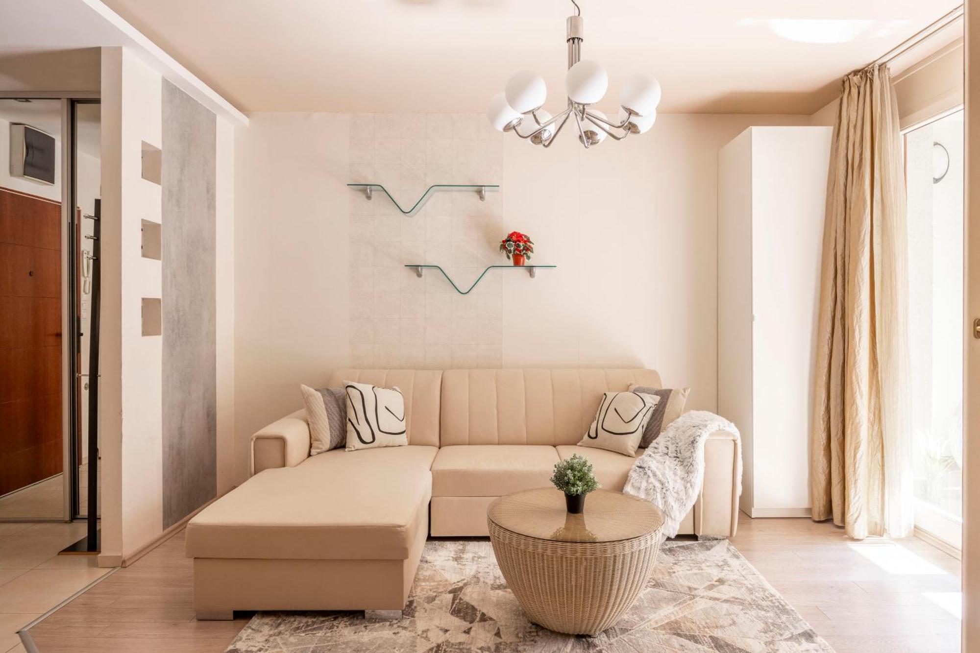Exclusive Central Suite With Balcony By Prestige Homes Budapesta Exterior foto
