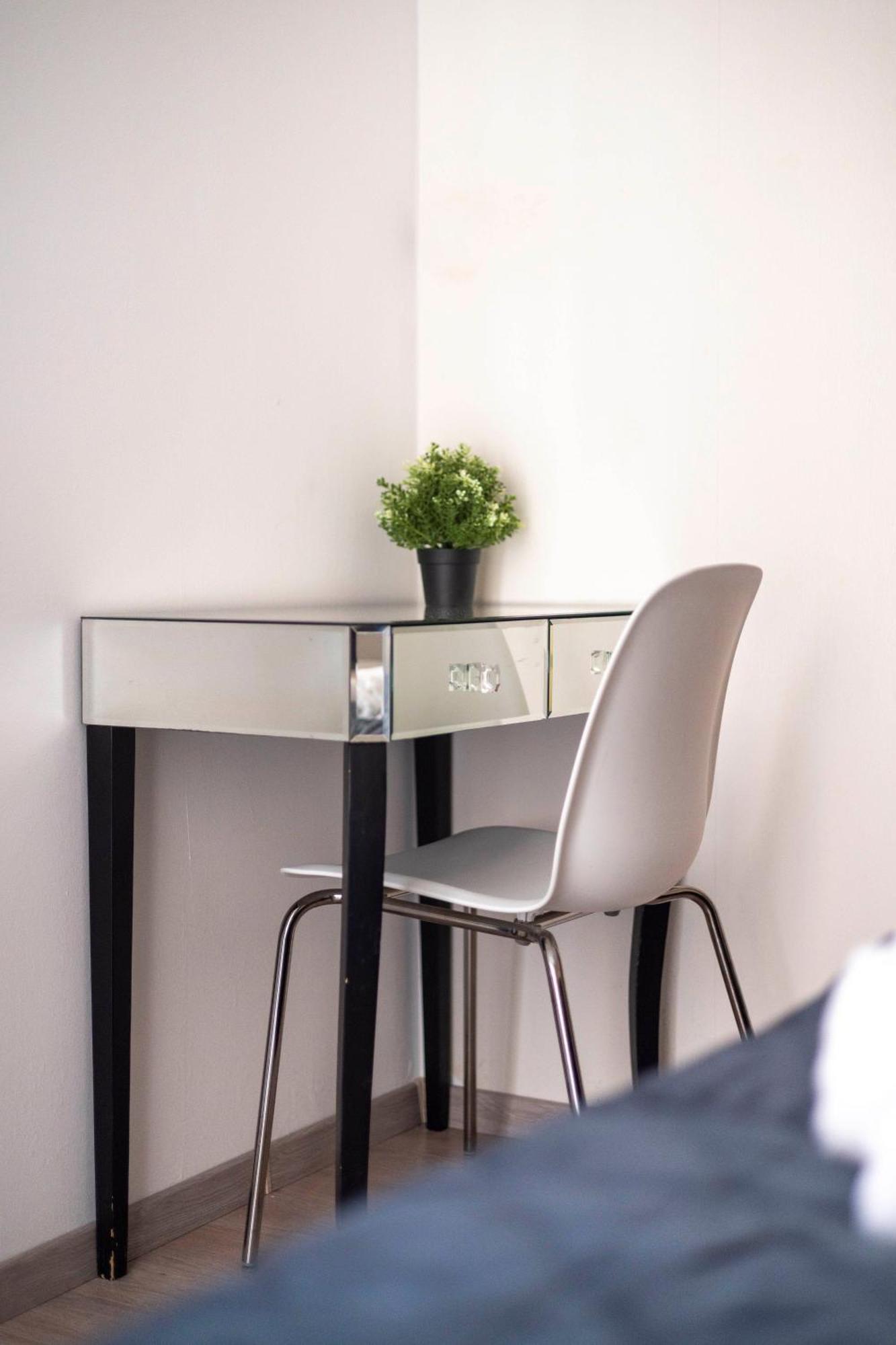 Exclusive Central Suite With Balcony By Prestige Homes Budapesta Exterior foto